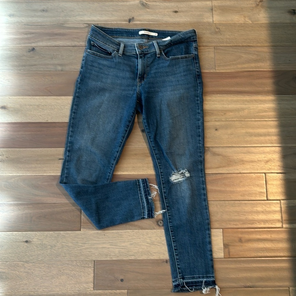 711 Skinny Levi’s Short